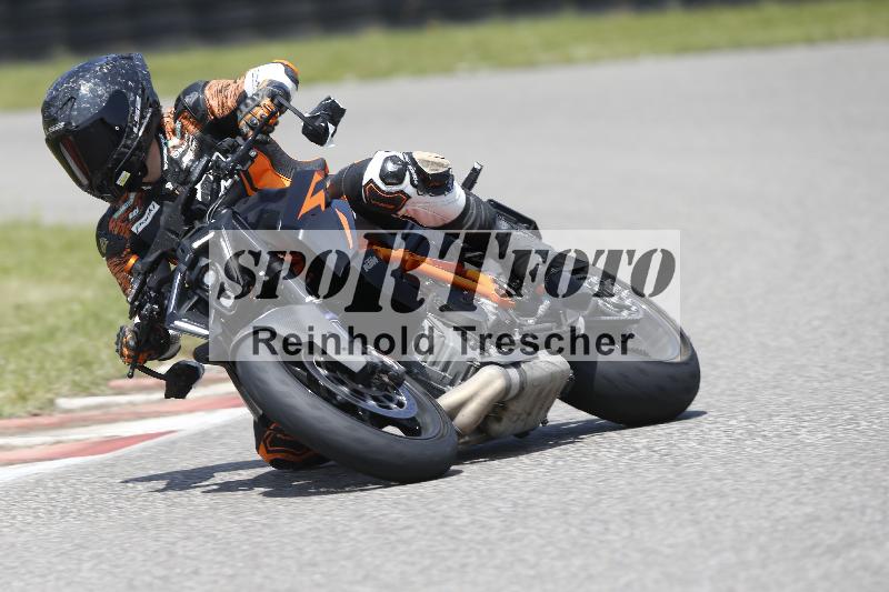 /27 12.06.2025 Ducati Schweiz Trackday Warmup  ADR/gruen-vert/27